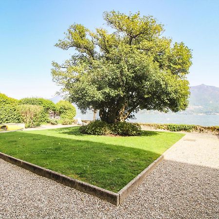 Lario Elegante Apartment Menaggio Exterior photo