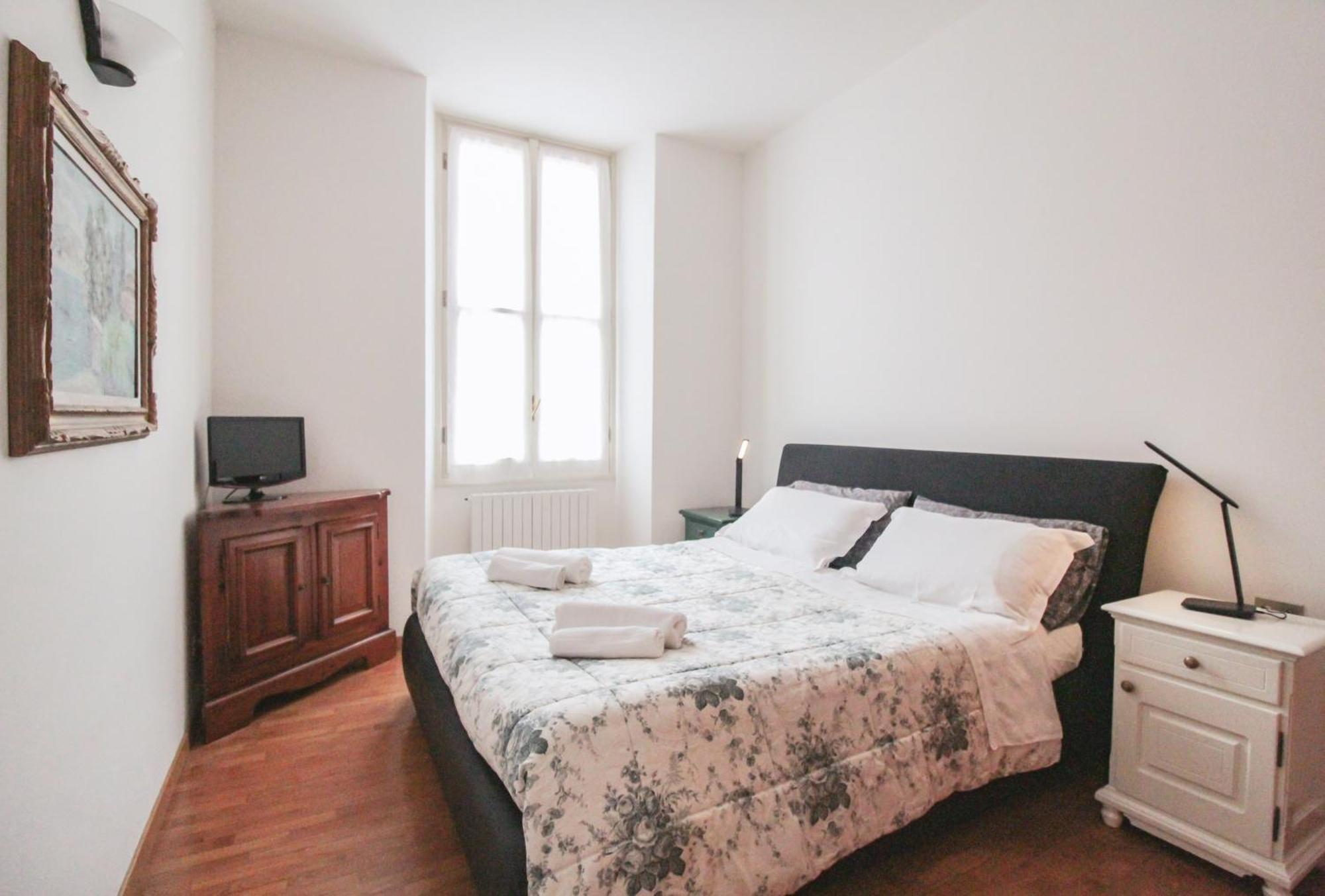 Lario Elegante Apartment Menaggio Exterior photo